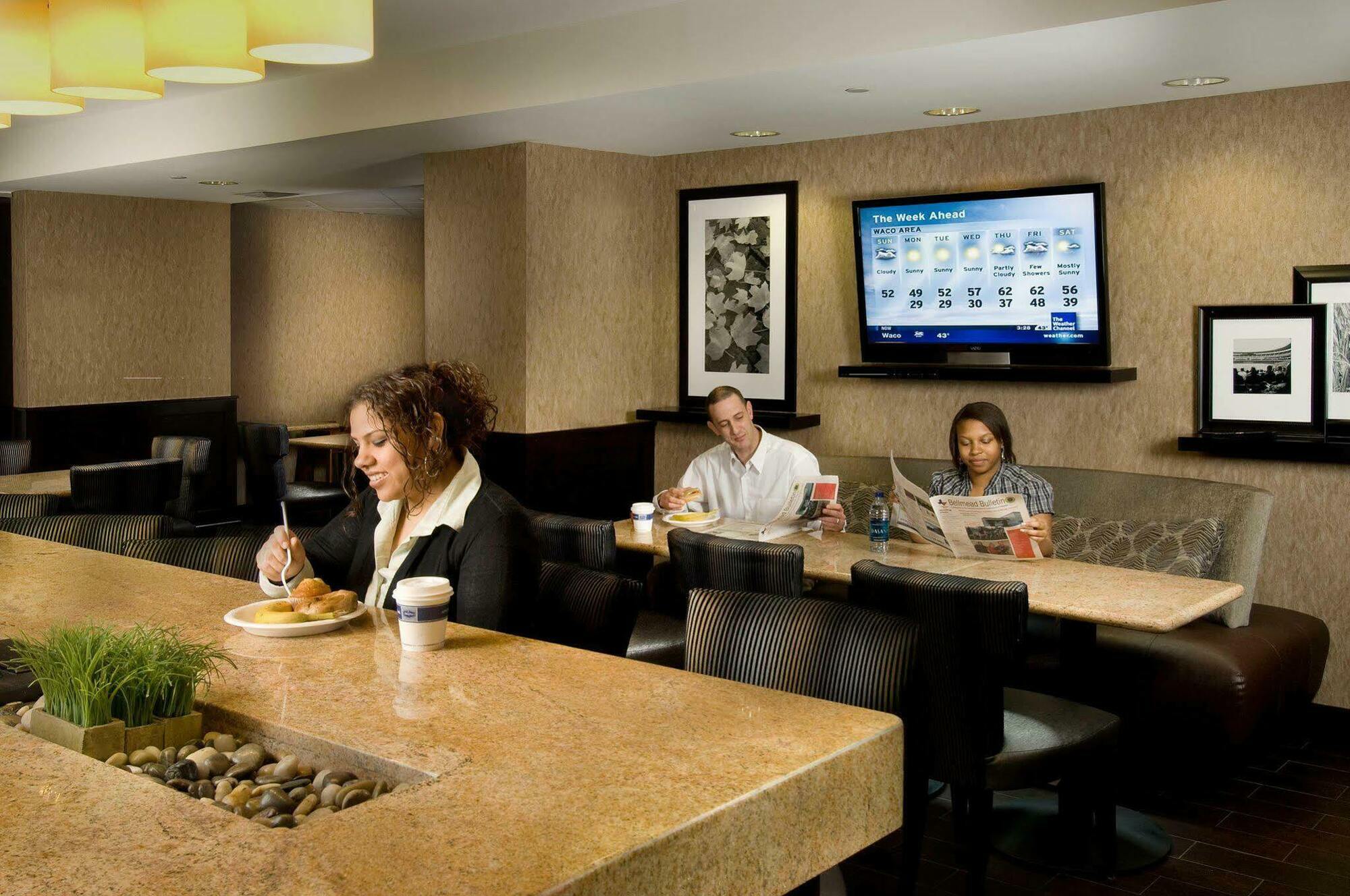 Hampton Inn Waco North Ngoại thất bức ảnh